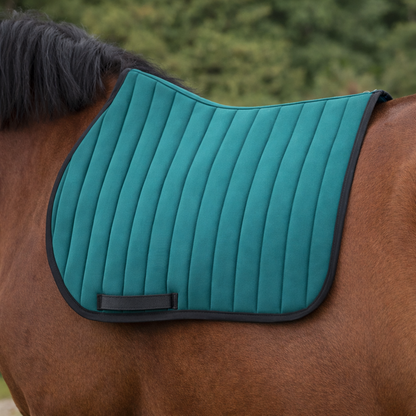 Tapis de Selle Cheval 68x51 cm en Polyester – Absorbant, Respirant, Séchage